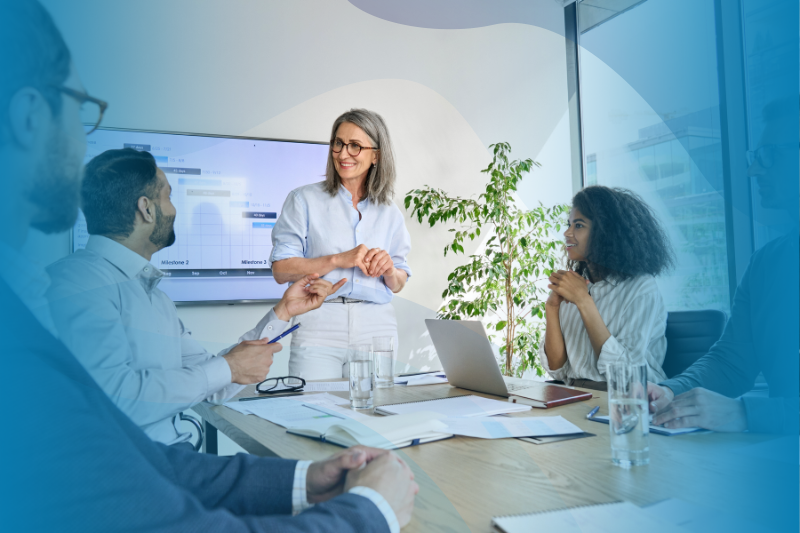 Group-of-office-employees